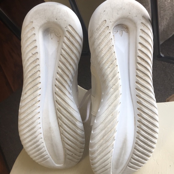 Adidas ladies white Tubular running shoe - Picture 5 of 9